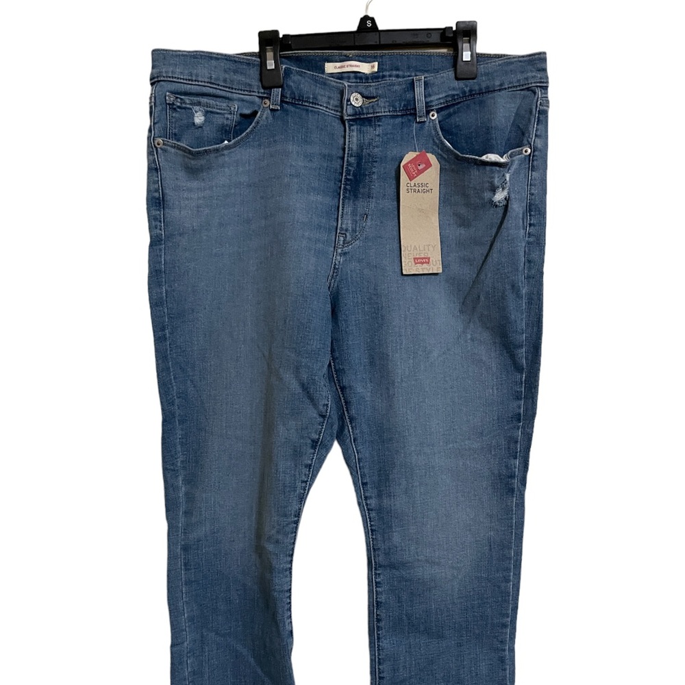 Levi’s Classic Straight Mid Rise Size 16Short (W33 L28)